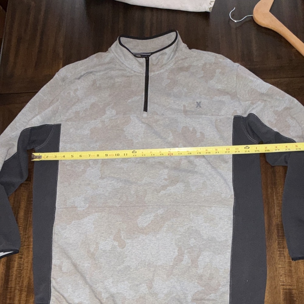 Hurley Men's XXL Gray/Black Camo Nike Dri-FIT 1/4 Zip Mock Neck Pullover